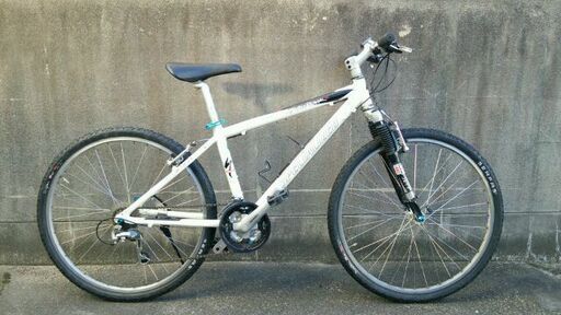 スペシャライズド Hardrock 3x7速 適応身長150-165cm