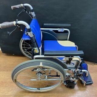 自走型 車いす MIKI SKT-1000 【室内の狭い場所をスイスイ移動