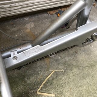 三輪自転車 SWING CHARLIE  高齢 荷カゴ 鍵 変速 ライト シルバー