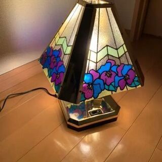 ステンドグラス風ランプ