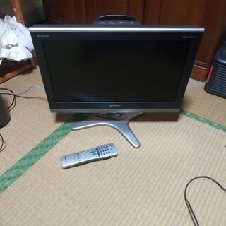 テレビ　アクオス　20型2009年