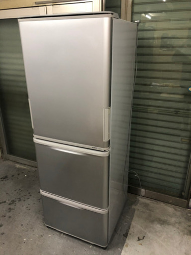 ■SHARP 冷凍冷蔵庫 3ドア冷蔵庫 冷蔵庫 シャープ 両開き　SJ-WA35W-S
