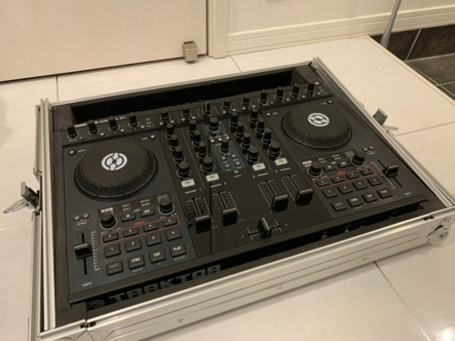 traktor control s4 + 専用フライトケース www.bchoufk.com