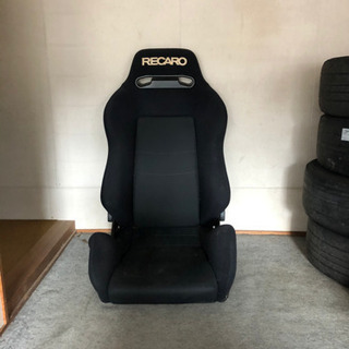 RECARO セミバケシート