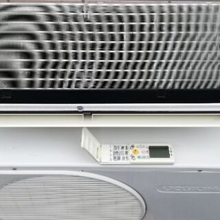 中古エア中古エアコンの配達・標準取付工事込。