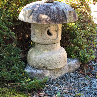 石の灯籠