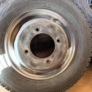 145R12 6PR LT ダンロップ ウィンターマックス スタッドレスタイヤ 2015年製 ４穴 ホイール付 ボンゴ バネット バントラック 埼玉