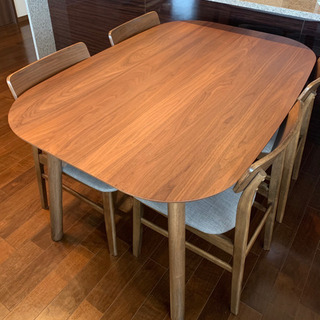 【値下げ】ニトリ・ミッドブラウンダイニングセット（椅子4脚）