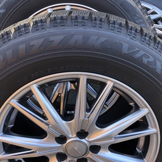 スタッドレスタイヤ4本セット　BLZZAK VRX 215/65/R16