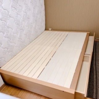 ダブルベット　マットレス　フレーム付　シーリー、無印良品