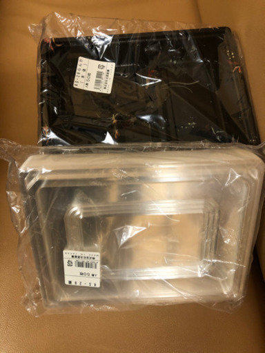 お弁当箱1550個。業務用に。