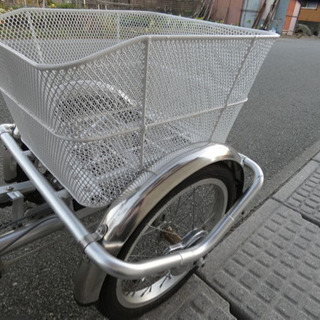 大人用　三輪車　ほぼ未使用