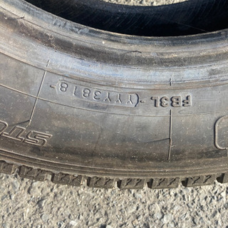 スタッドレスタイヤ　中古6本　売ります