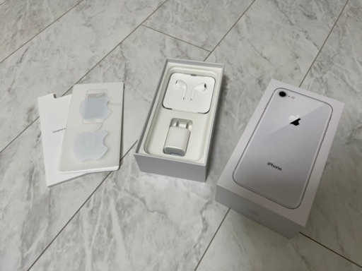 12月4日まで】iPhone8 256GB silver SIMロック解除済み