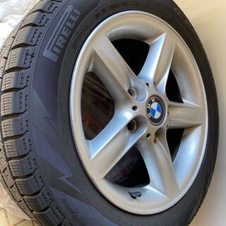 本格雪前に値下げしました!!BMW ホイール付きスタッドレスタイヤ四本 PIRELLI 205/55R16