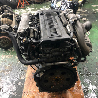 車のパーツ トヨタ ソアラ JZZ30 取り外し 1JZ-GTE ツインターボ エンジン