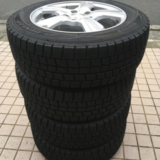 【2020年1月購入！DUNLOP ダンロップ　スタッドレスタイヤ+ホイール４本セット　WINTER MAXX205/60R16