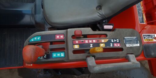 鹿児島発 クボタ13馬力 ディーゼルトラクターGB13 タイヤ前輪二本新品