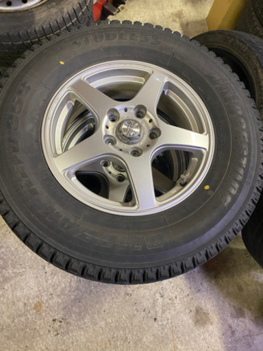 テリオスキッド外径アップ 195/80R15 スタッドレス アルミホイール