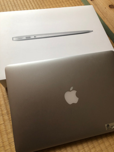 MacBook Air 2013 13.3インチ　箱付き