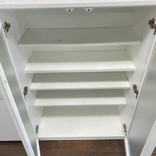 ニトリ　ロータイプキッチンキャビネット　食器棚