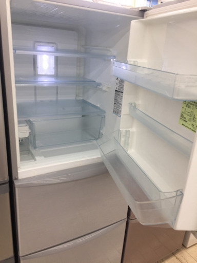 11/25  定価¥79,790  TOSHIBA  340L冷蔵庫 2013年  GR-E34N  明るいグレー色でキッチンが重くならない 綺麗✨