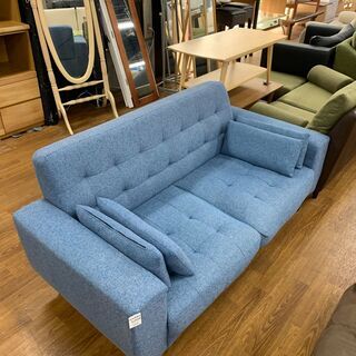 【出品5月中まで予定】ライトブルー 2人掛けソファ 禁煙ペットなし 出品5月中まで予定】ライトブルー 2人掛けソファ 禁煙ペットなし