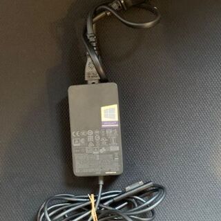 Microsoft 44 W Power Adapter / マ...