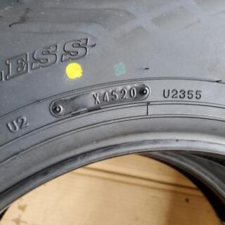 新品スタッドレスタイヤ 　トラック/バン用 16インチ2本