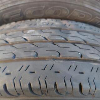 195/70R15 106/104L 4本　トヨエース　ダイナ　100系ハイエースに