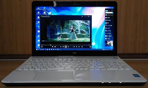 【美品】Windows10 ブルートゥース搭載 NECノートパソコン ワイヤレスマウスプレゼント中 (15.6型 Ivy Bridge Pentium PowerDVD)