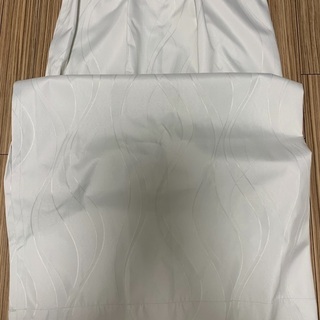 【ネット決済】ニトリ購入1級遮光カーテン クリーム2枚 100×...
