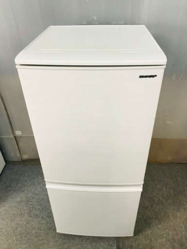 SHARP ノンフロン冷凍冷蔵庫　137L 2019年製　シャープ