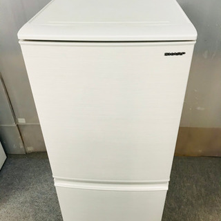 SHARP製137L 2019年 ノンフロン冷凍冷蔵庫? SHARPノンフロン冷凍冷蔵庫
