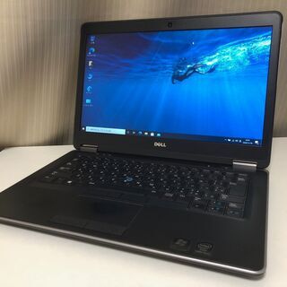 送料無料！直接の割引あり！SSD120GB/4GB/カメラアリ/人気のSONYVAIO