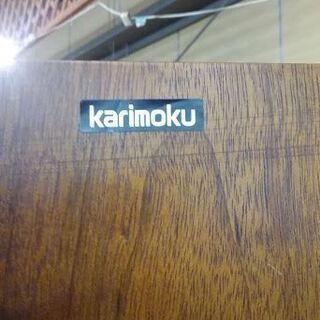 値下げしました【店舗同時販売中】　ｋａｒｉｍｏｋｕ　カリモク　コロニアルシリーズ　２枚扉食器棚　　【店頭来店ご購入限定】