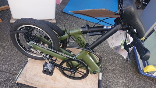 GIC　CARUORI　折り畳み自転車（W64)
