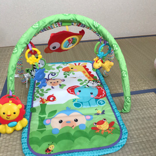 Fisher price プレイマット　年内処分予定