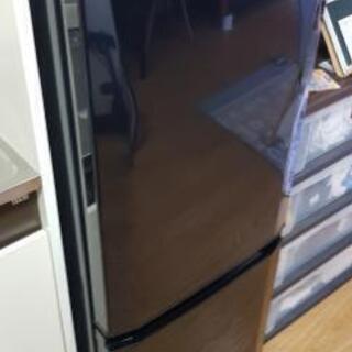 冷蔵庫(三菱製 高さ120cm)