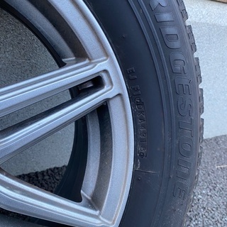 【値下げ】スタッドレス VRX ホイール付き4本