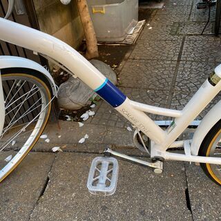 SCALARE STYLE 26インチ カゴ付 LEDオートライト ホワイト 自転車 通勤