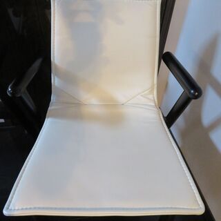 Cassina 本革ダイニングチェアー2脚