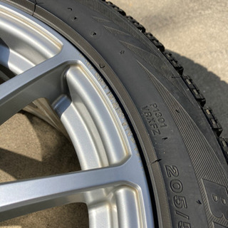 スタッドレスタイヤ 205/50R17 エンケイチューニングSC03 ブリジストンVRXの4本セット