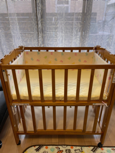 ミニベビーベッドマットレスベッドガード付き サンゴ 大泉学園のベビー用品 ベビーベッド 家具 の中古あげます 譲ります ジモティーで不用品の処分