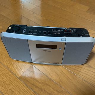 TOSHIBA SD USB  CD