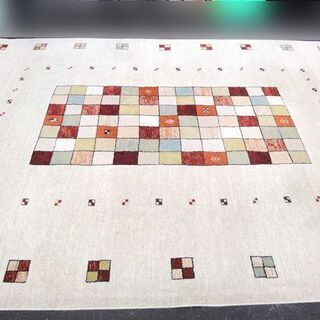 札幌市内配送可能 絨毯 カーペット 240×340cm ベージュ系