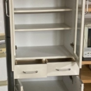 ニトリの白い食器棚0円 ねここ 原の収納家具 食器棚 キッチン収納 の中古あげます 譲ります ジモティーで不用品の処分