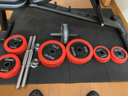 ダンベル、トレーニングベンチセット