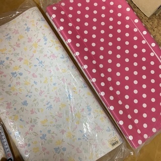 新品✨包装紙2種類　ラッピングに🎁