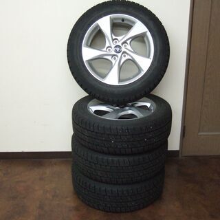 バリ溝　美品！CH-R純正17インチ　215/60R17　スタッドレス